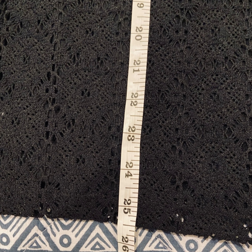 Charter Club Black Floral Crochet Lace Blouse – Size Large - Picture 6 of 6